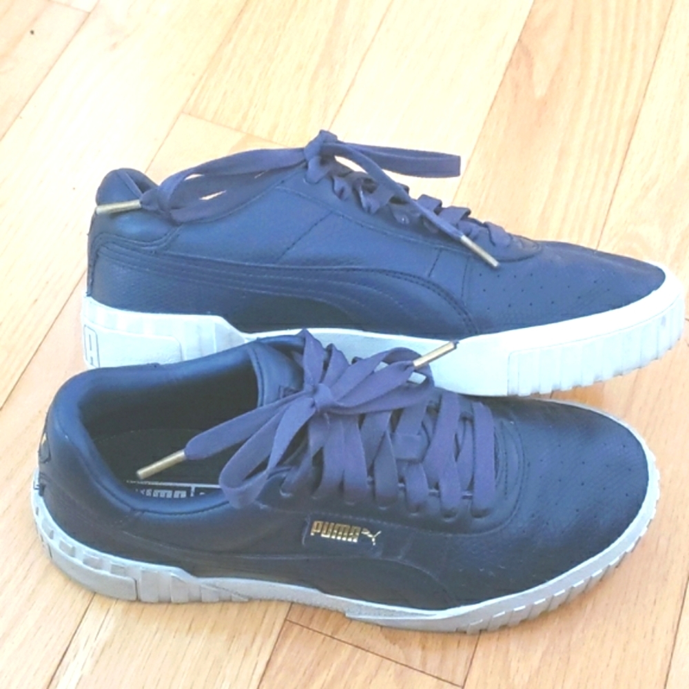 Puma Cali Emboss Low-Top Leather Sneakers in Navy Size 9.5 - Picture 3 of 10